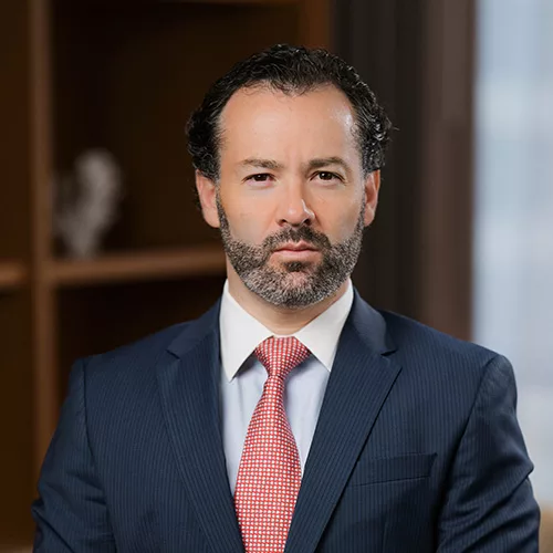 Juan Martin Campuzano portrait, Chief Investment Officer, at Hillguard Wealth Management, an international boutique financial management group.